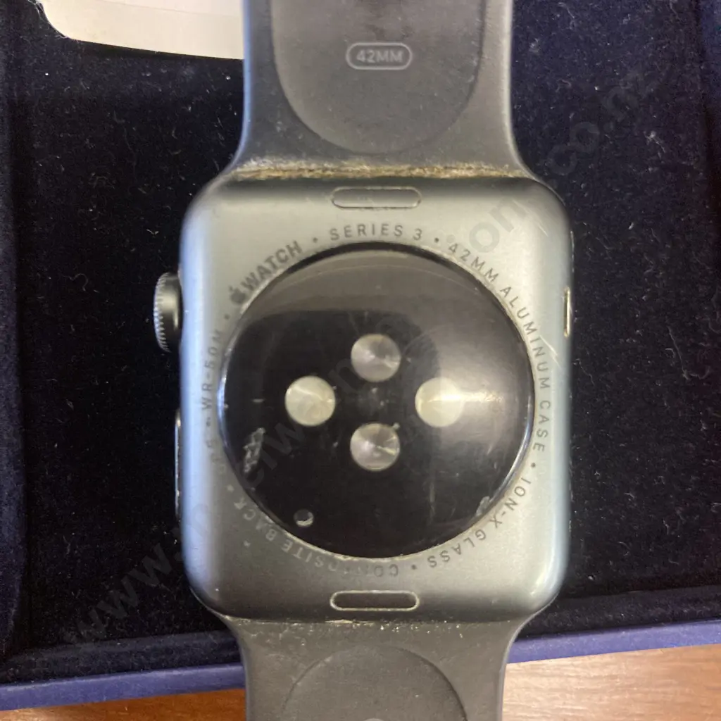 Apple Watch Series 3 (Sold As Is Where Is) Image 1++